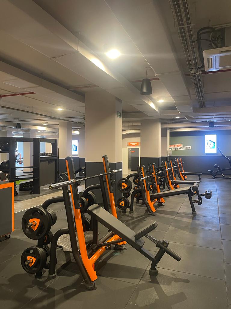 gimnasio-basic-fit-ronda-de-levante-1-motril